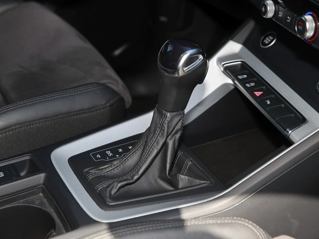 Audi Q3 40 TDI advanced Navi Matrix AHK Kamera PDC+
