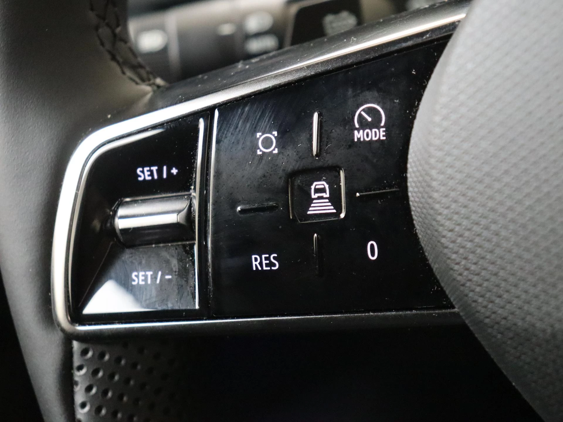 Nissan-Micra-image-16