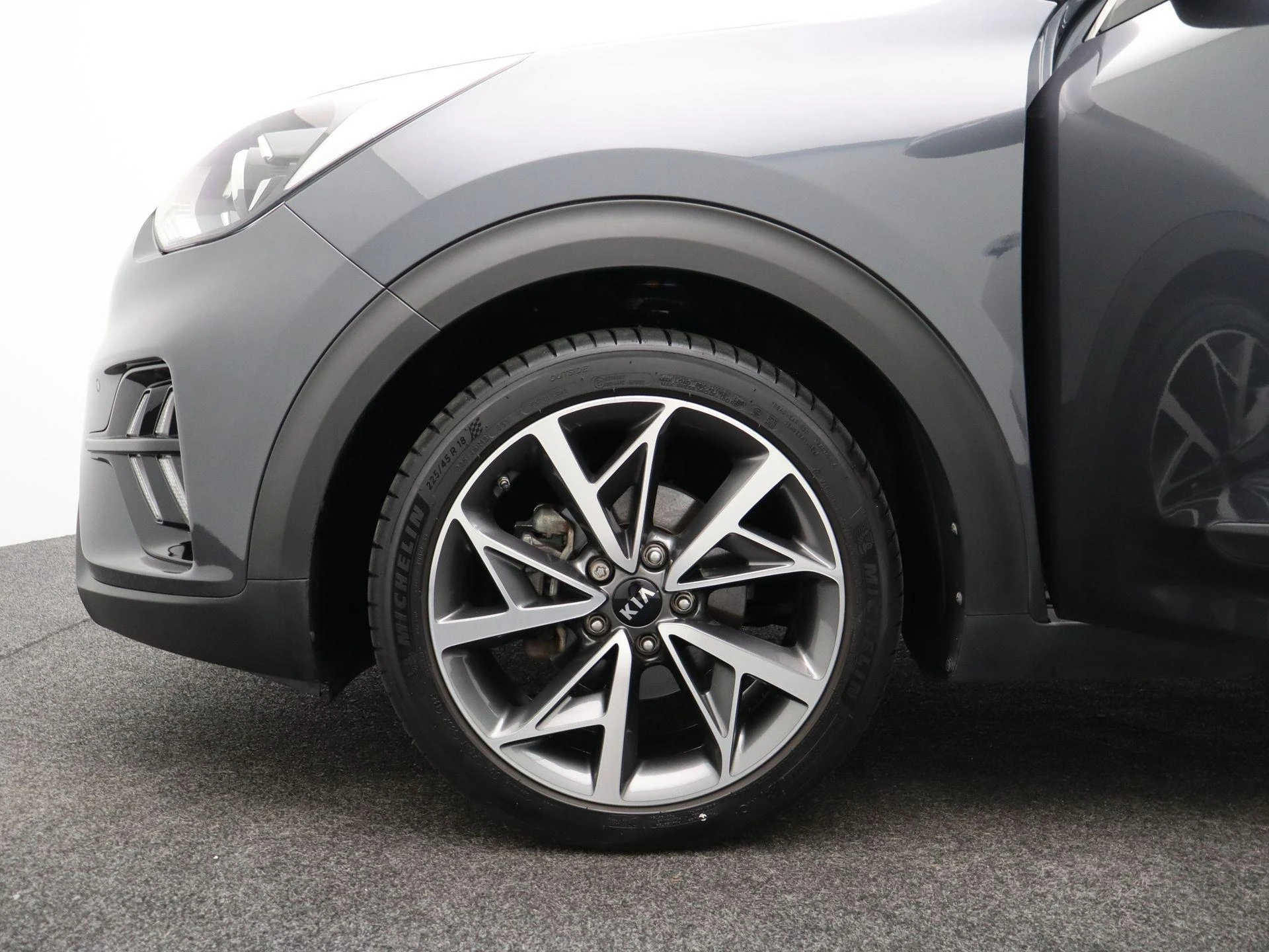 Kia-Niro-image-14