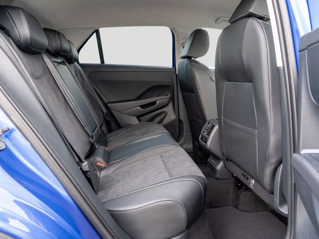 Volkswagen-T-Roc-image-8