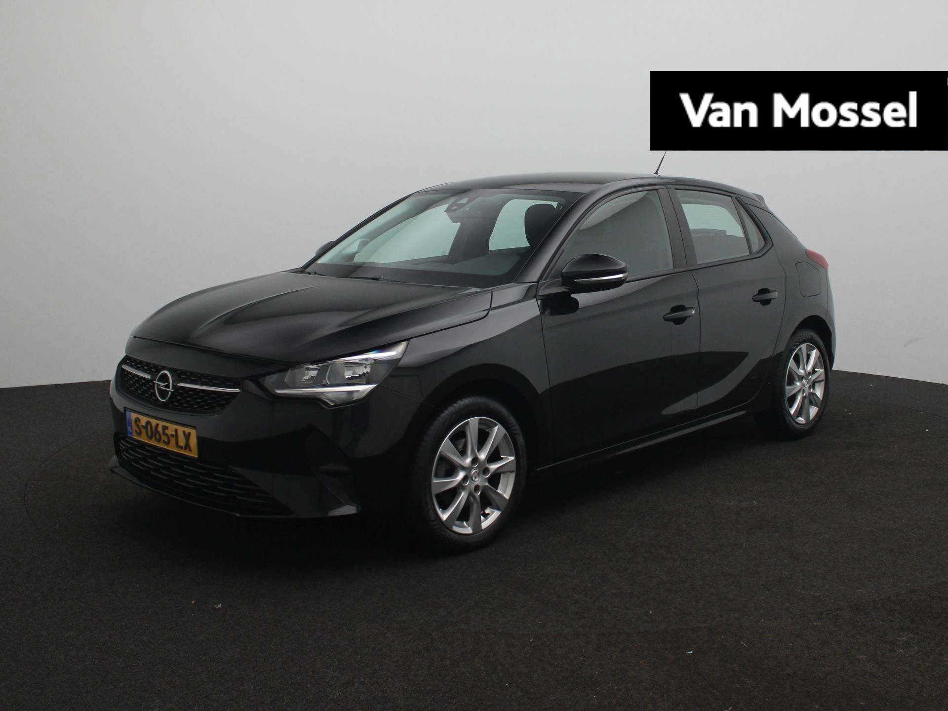Opel-Corsa-image-0