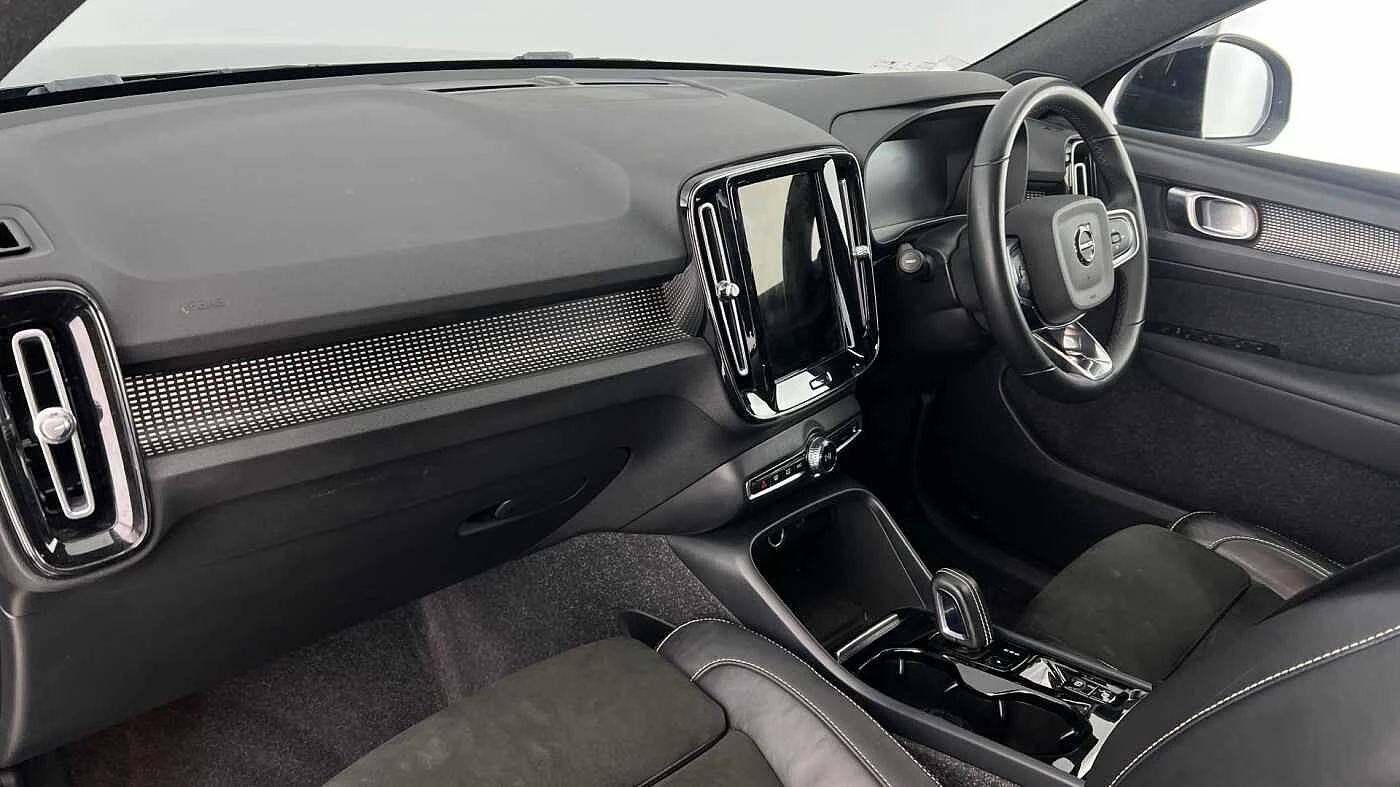 Volvo-XC40-image-5