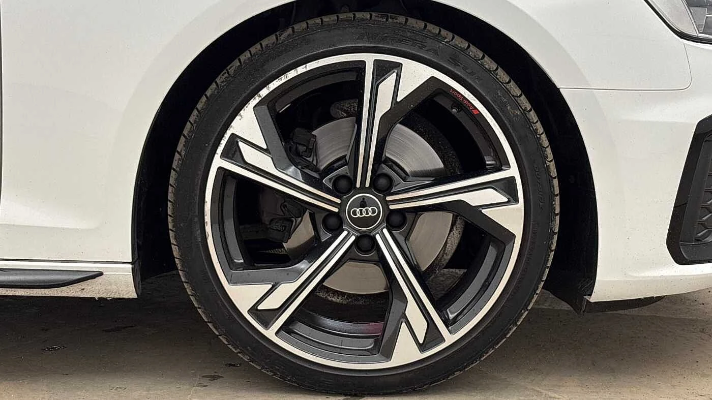 Audi-A4-image-30
