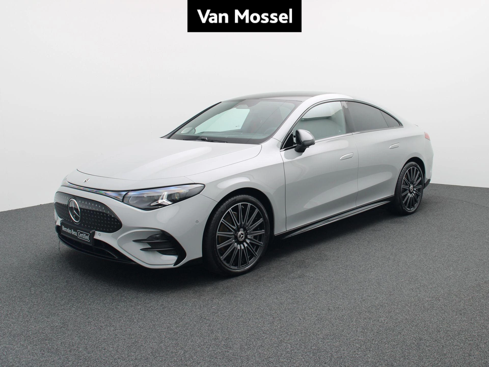 Mercedes-Benz-CLA-image-0