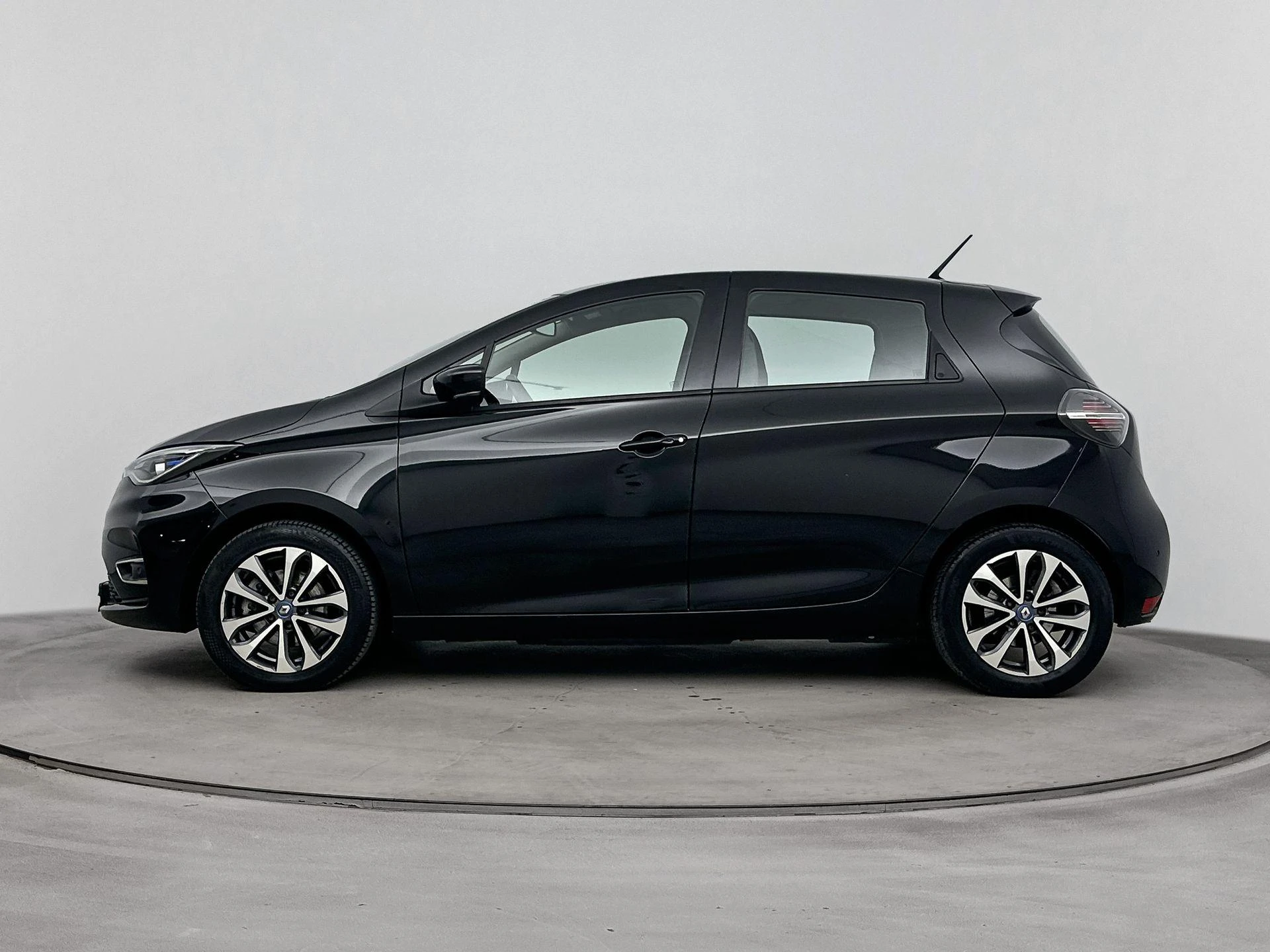 Renault-ZOE-image-1