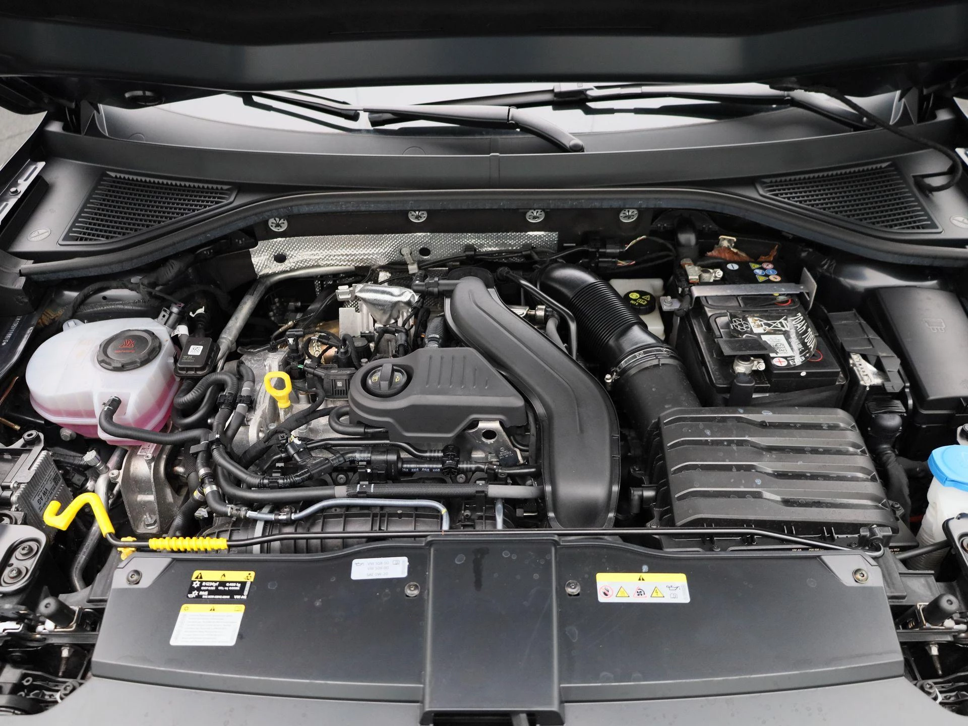 Volkswagen T-Roc 1.5 TSI R-Line 150 PK|