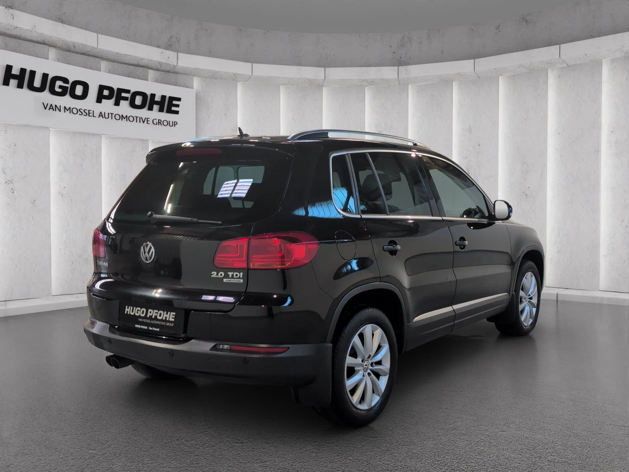 Volkswagen-Tiguan-image-4