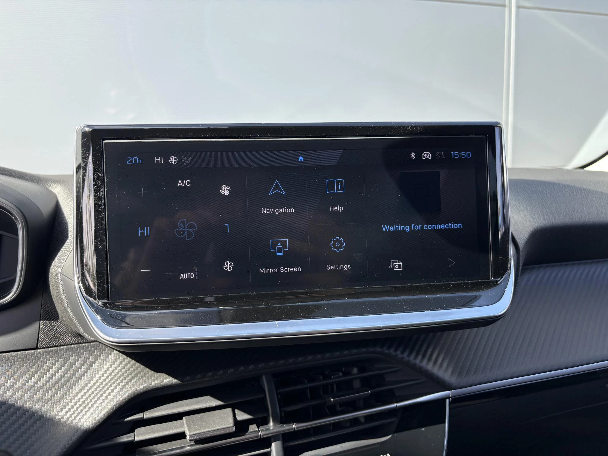 Peugeot-208-image-14