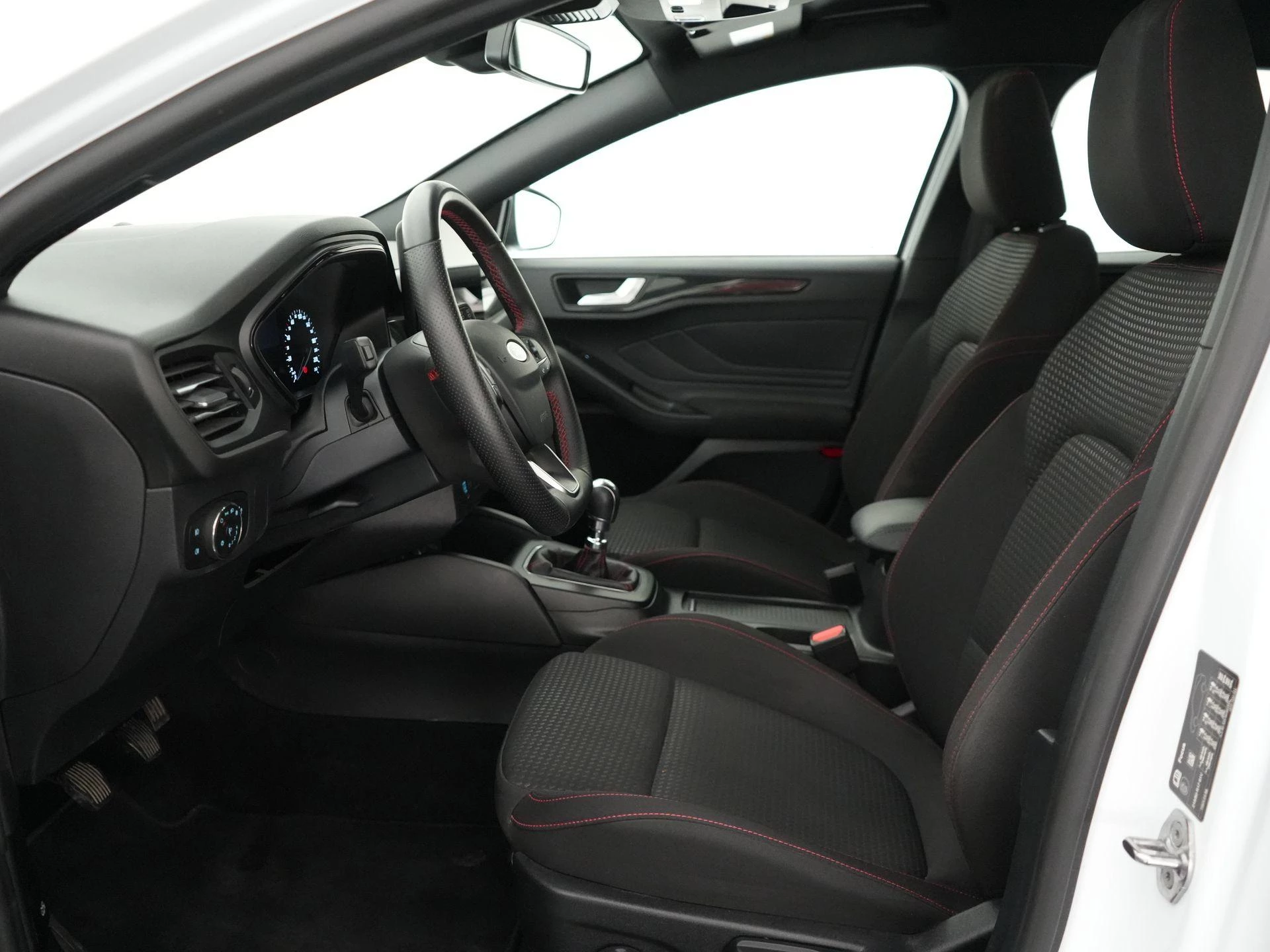 Ford Focus Clipper 1.0i EcoBoost MHEV 92kW ST-Line