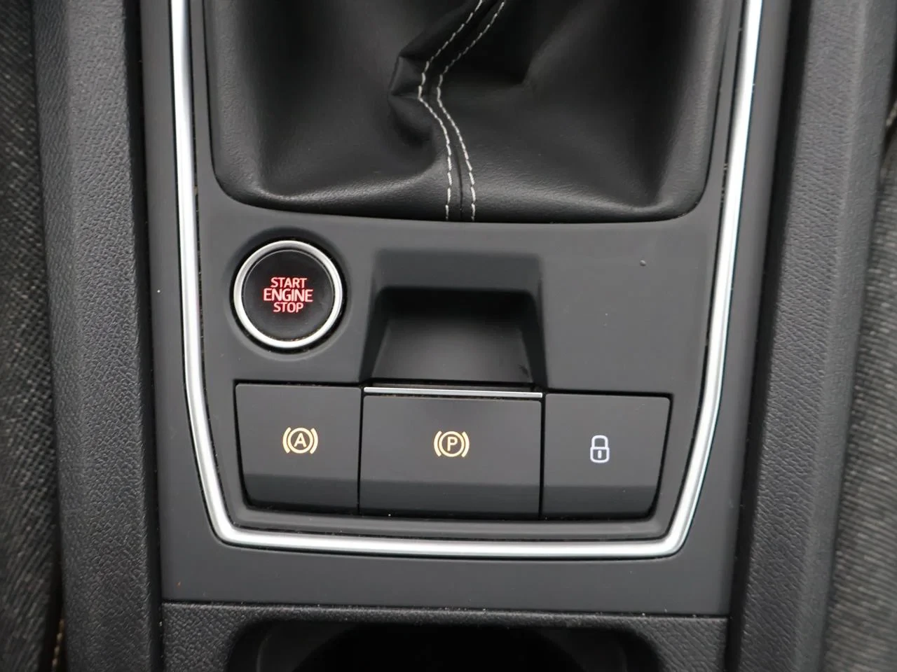 SEAT-Leon-image-18