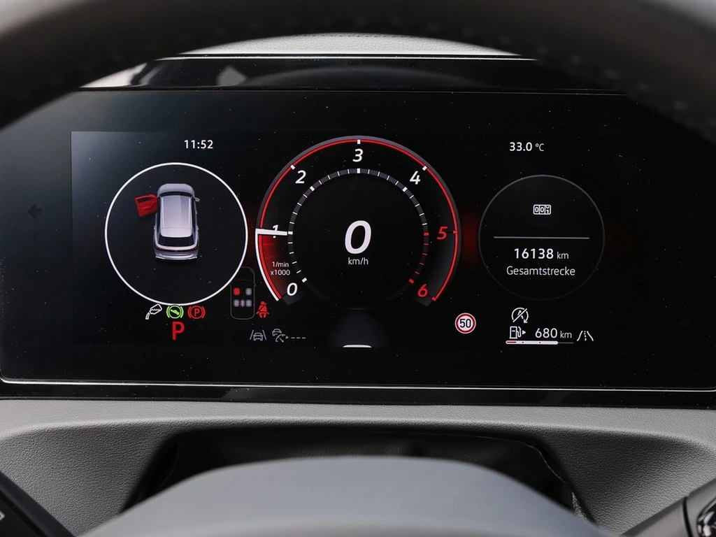 Volkswagen-Tiguan-image-13