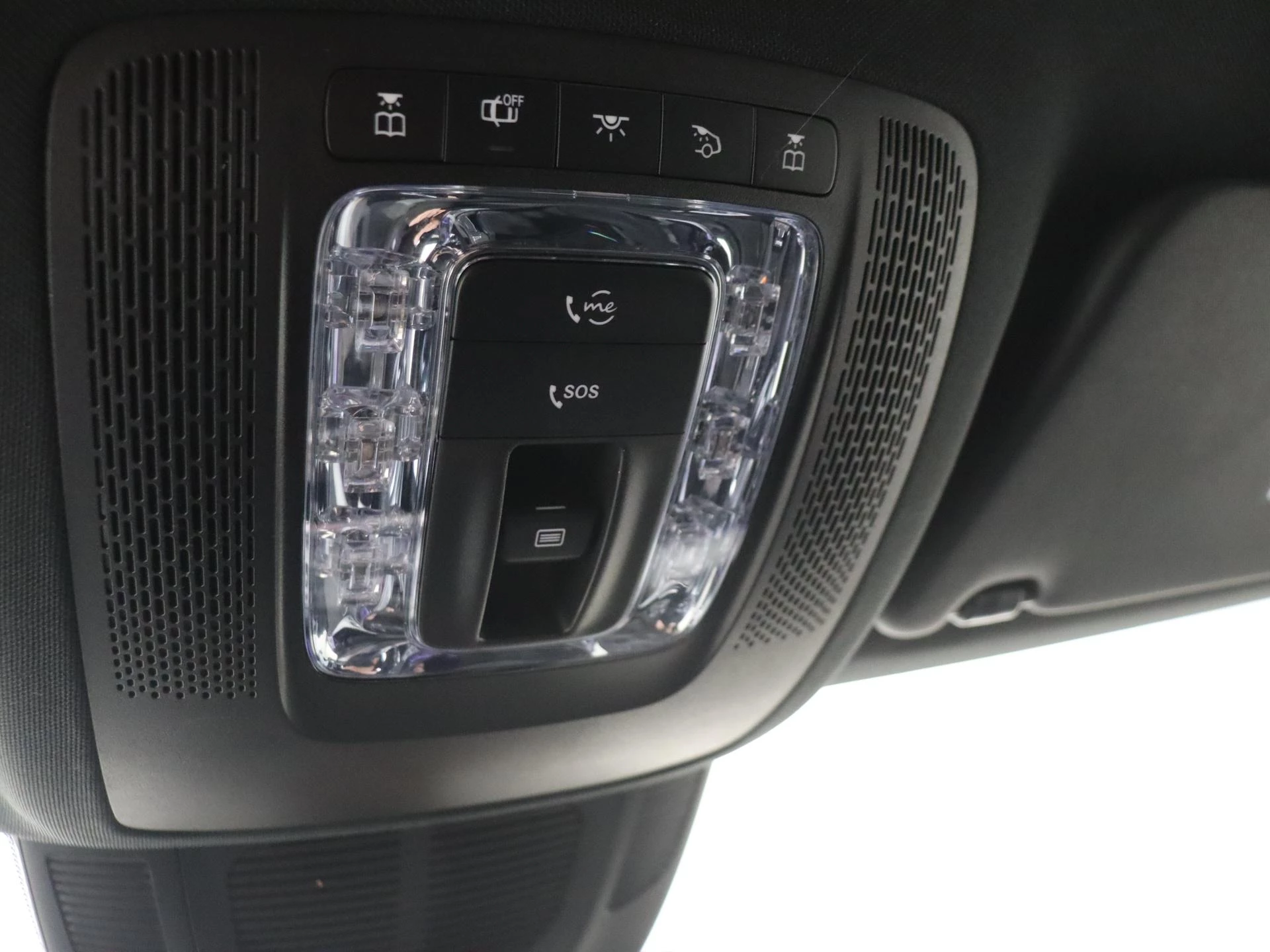 Mercedes-Benz-GLE-image-23