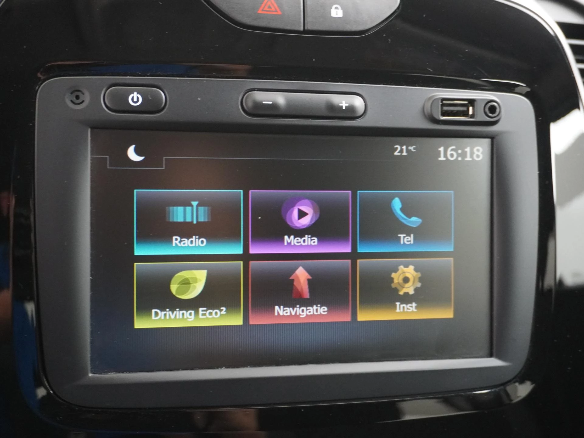 Renault-Captur-image-22