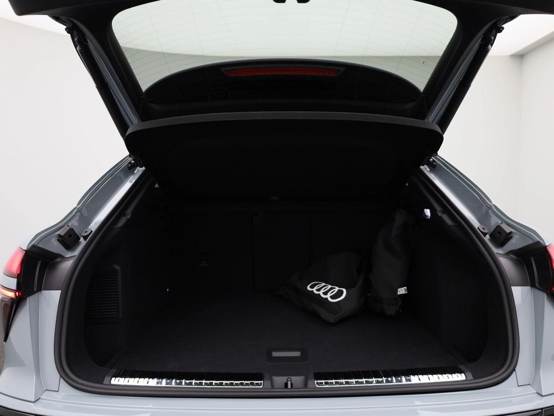 Audi-Q3-image-13