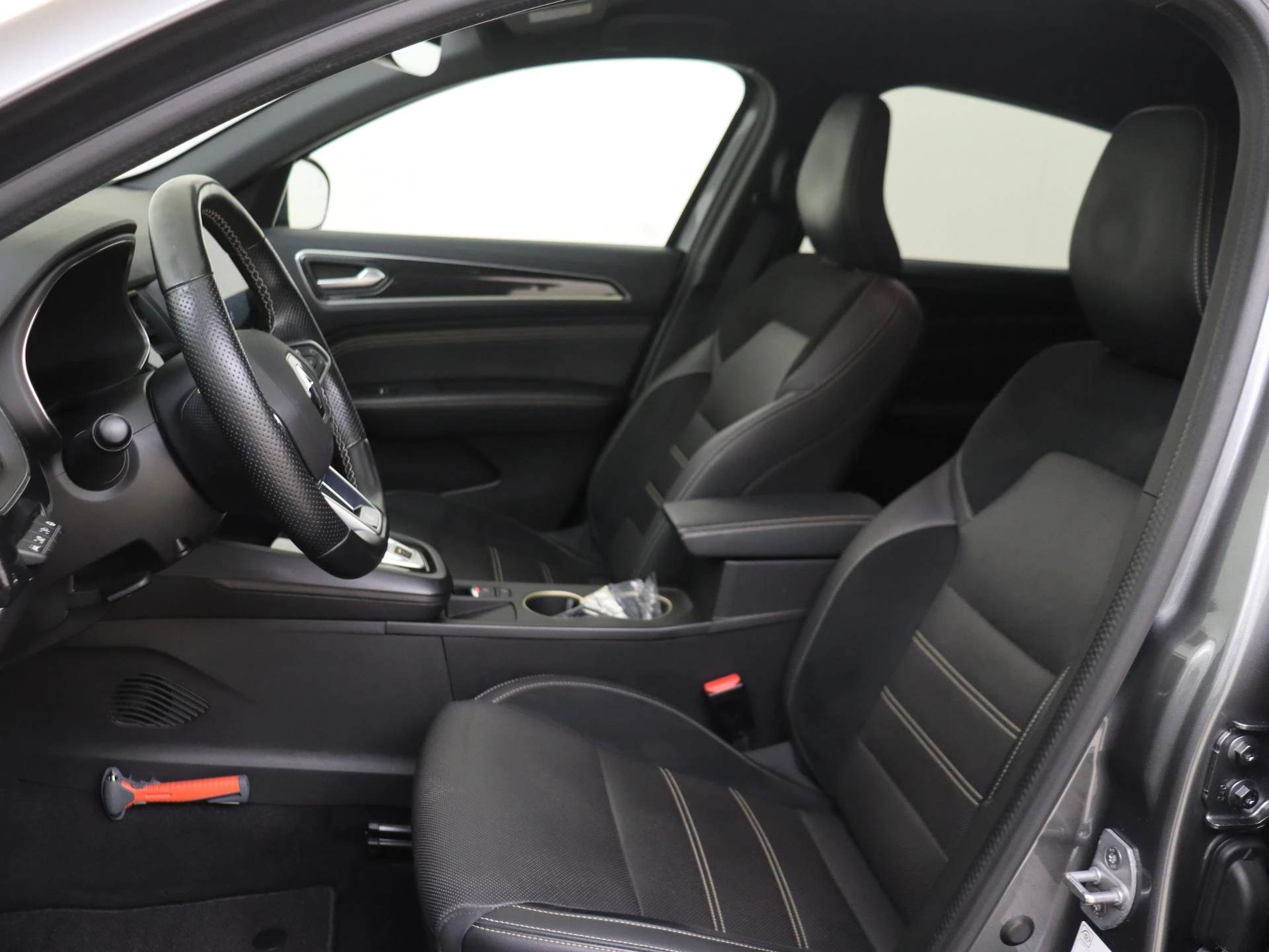 Renault-Arkana-image-10