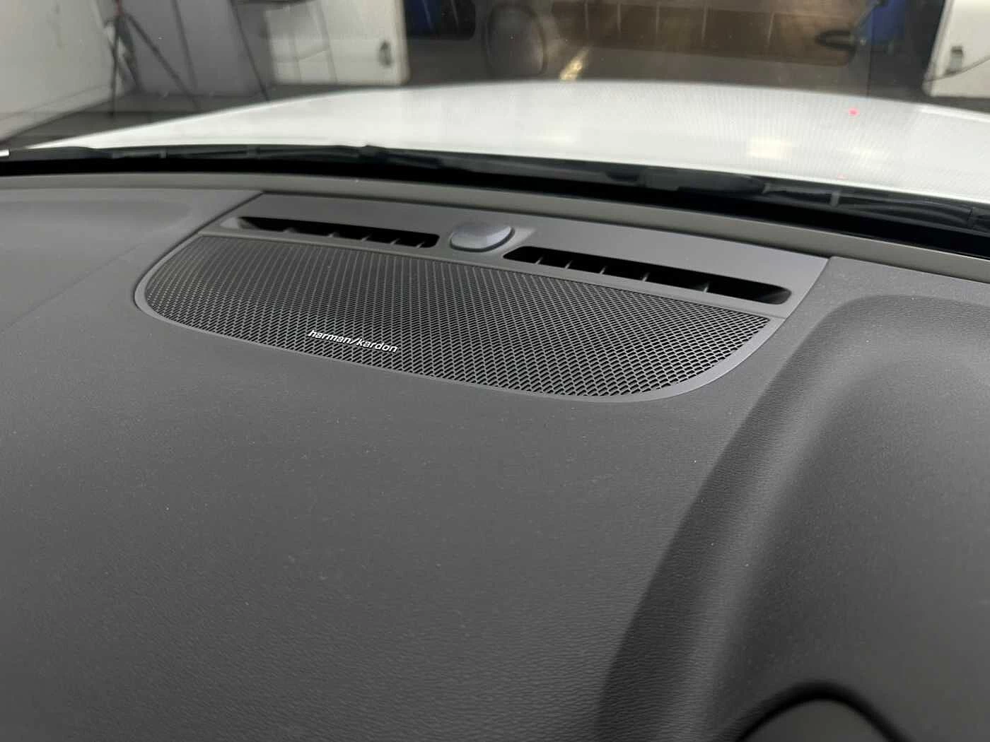 Volvo-XC40-image-13