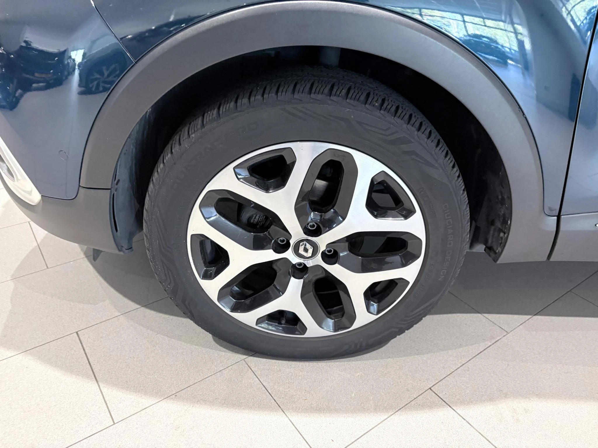 Renault-Captur-image-1