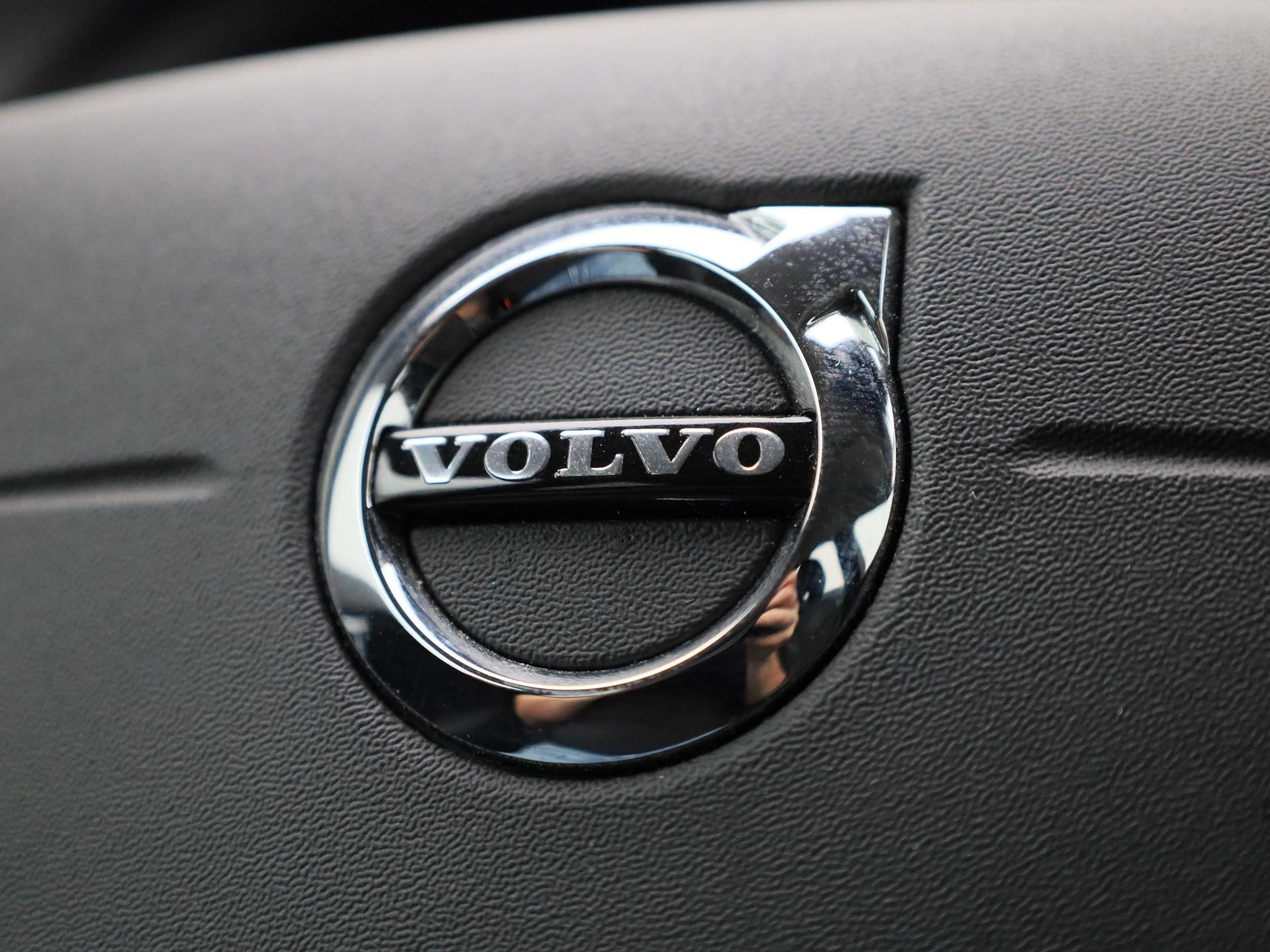 Volvo-V40-image-31