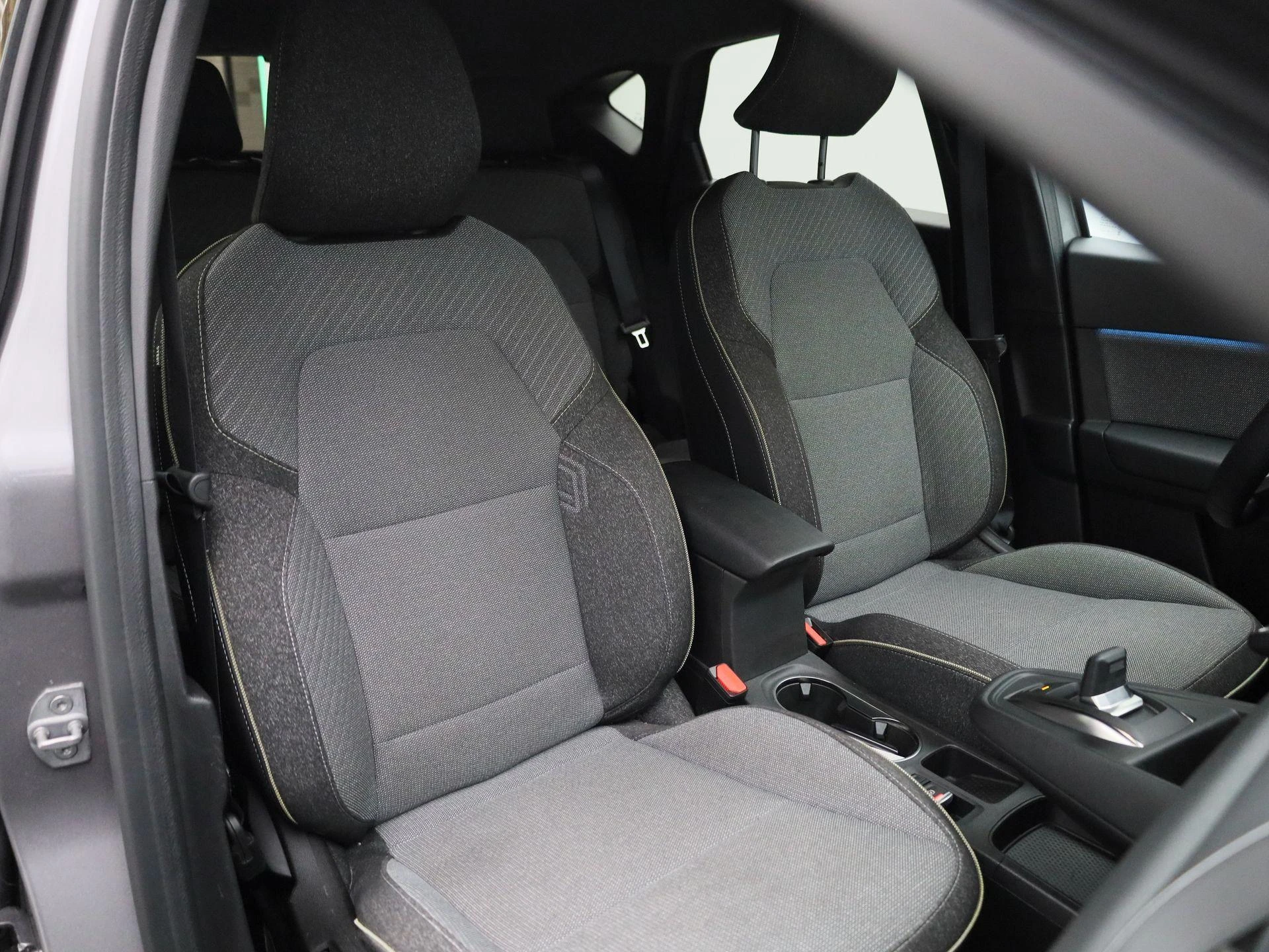 Renault Captur 1.8 E-Tech full hybrid 160 techno