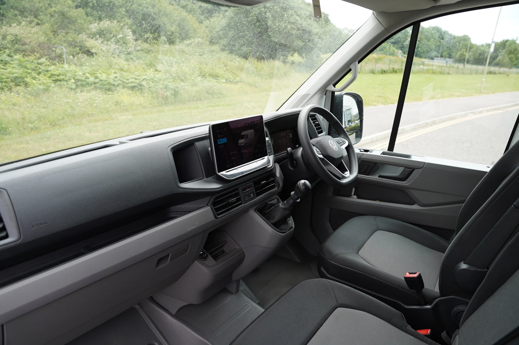 Volkswagen-Crafter-image-1