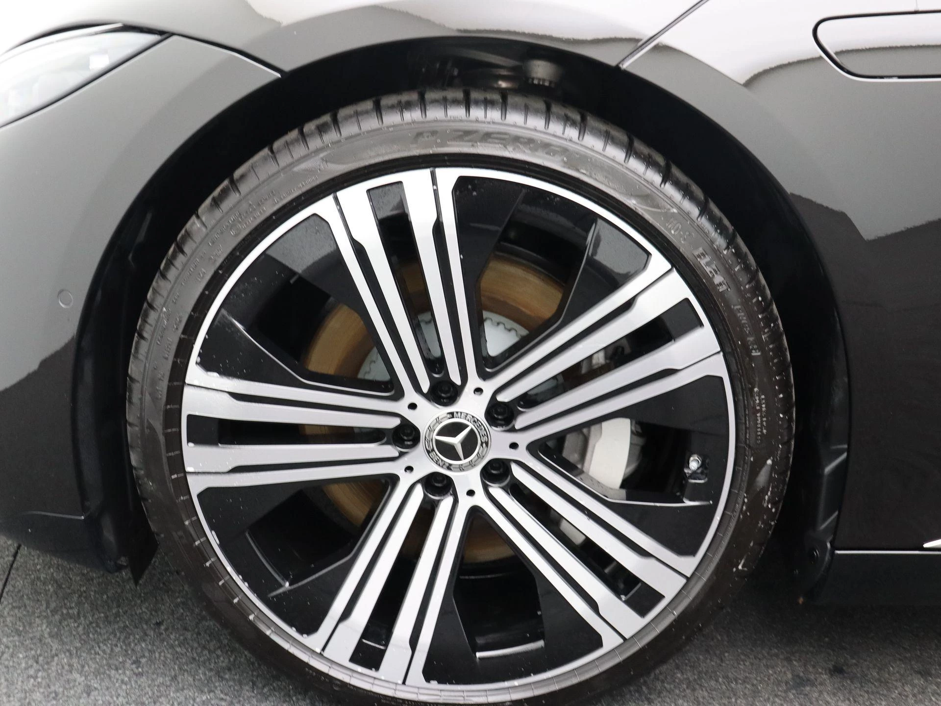 Mercedes-Benz EQS 350 Exclusive Line + LEDER + PANO DAK + HYPERSCREEN + DIGITAL LIGHT +