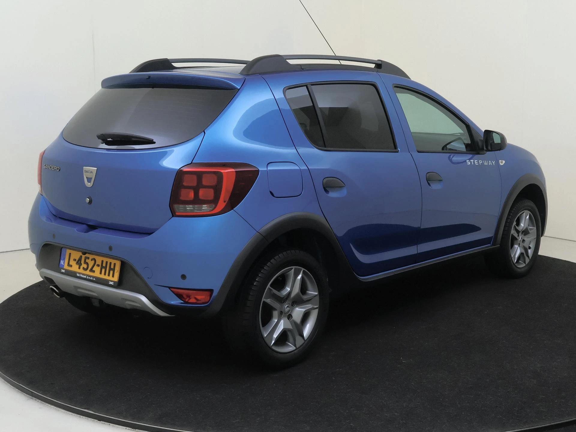 Dacia-Sandero-image-3