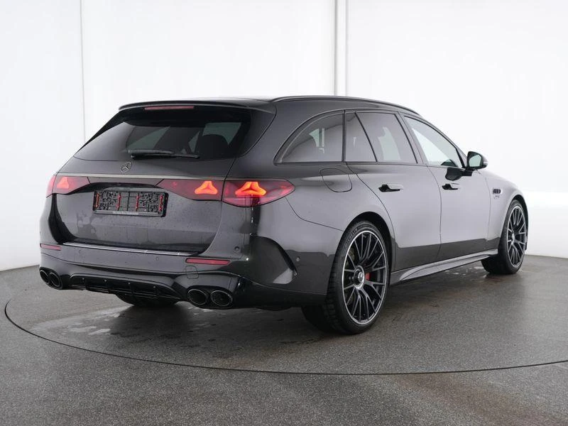 Mercedes-Benz-Classe E-image-1