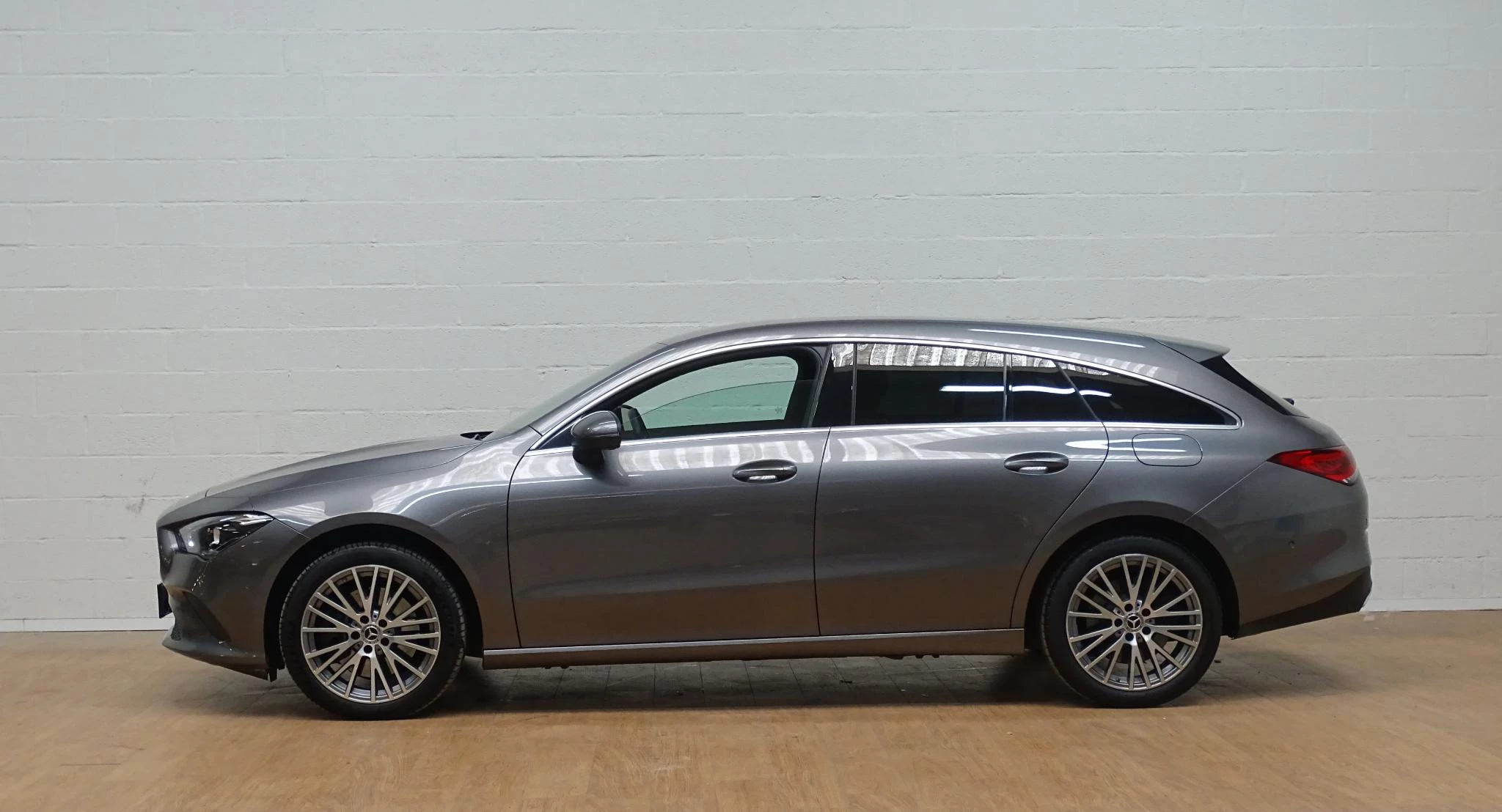 Mercedes-Benz CLA Shooting Brake 250 e Luxury Line