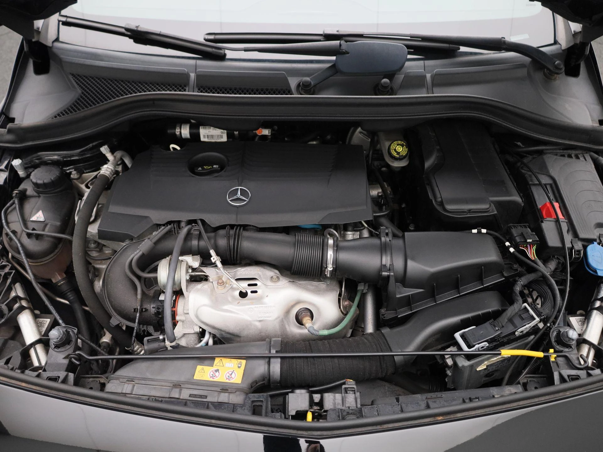 Mercedes-Benz-B-Klasse-image-33