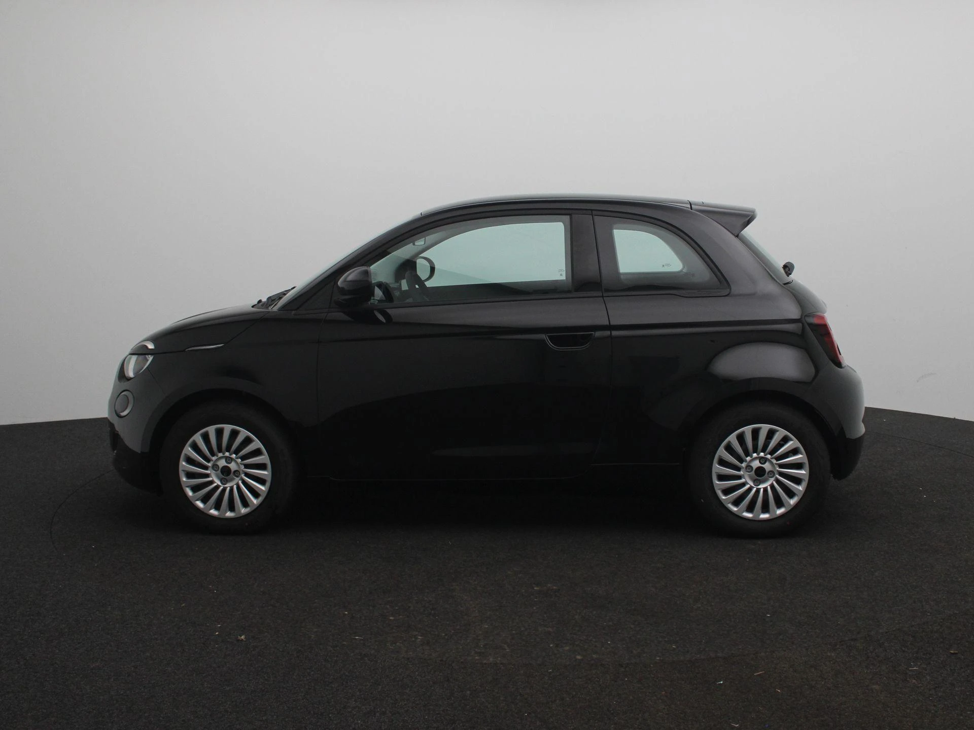 Fiat-500e-image-3
