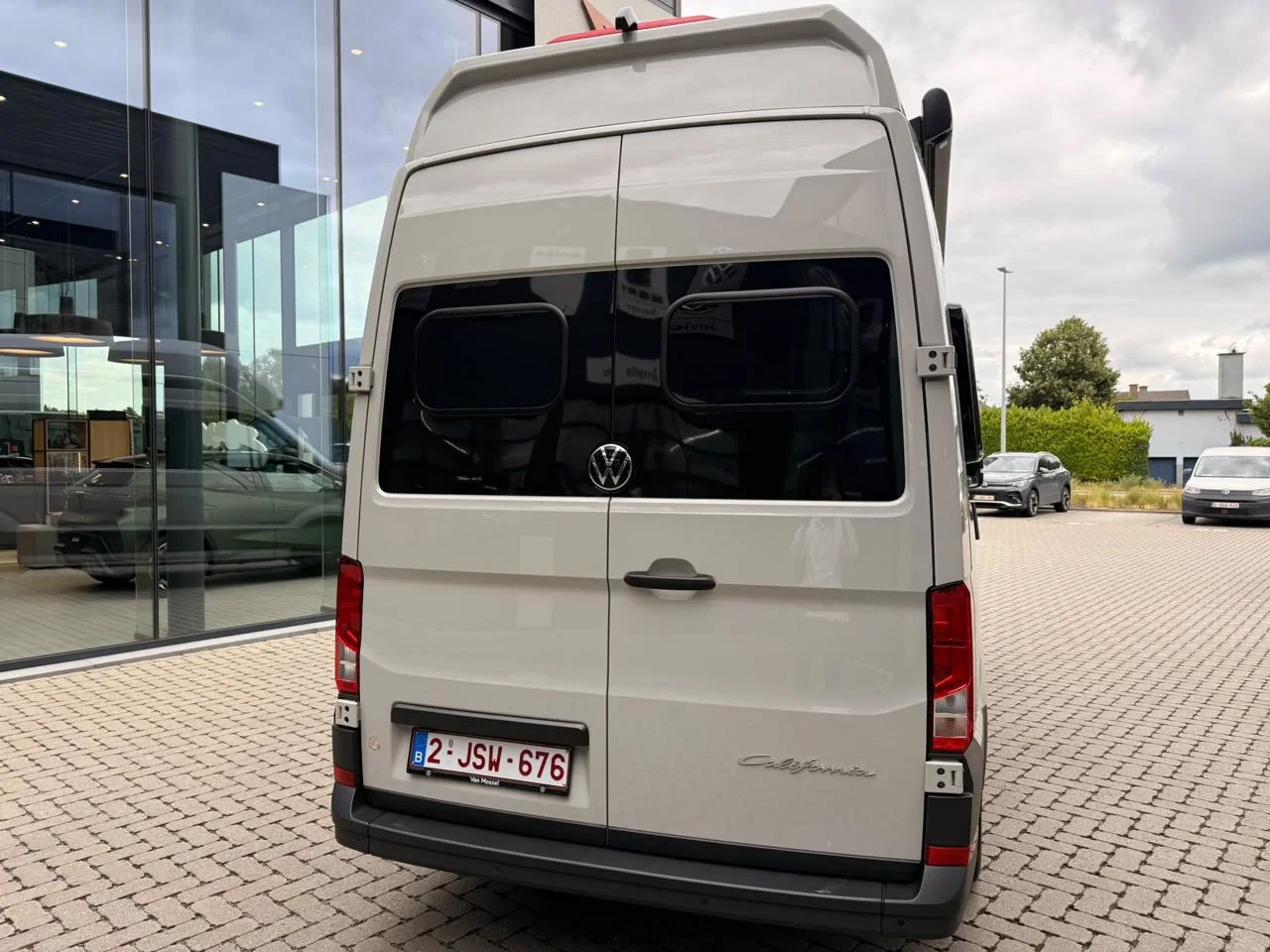 Volkswagen Crafter 50 Fou Lwb Hr Dsl Grand Carlifornia - 2.0TDI 163PK 4SLAAPPLAATSEN AUTOMAAT *APP CONNECT*CAMERA*PDC*ADAPTIVE CRUISE*DOUCHE*WC*