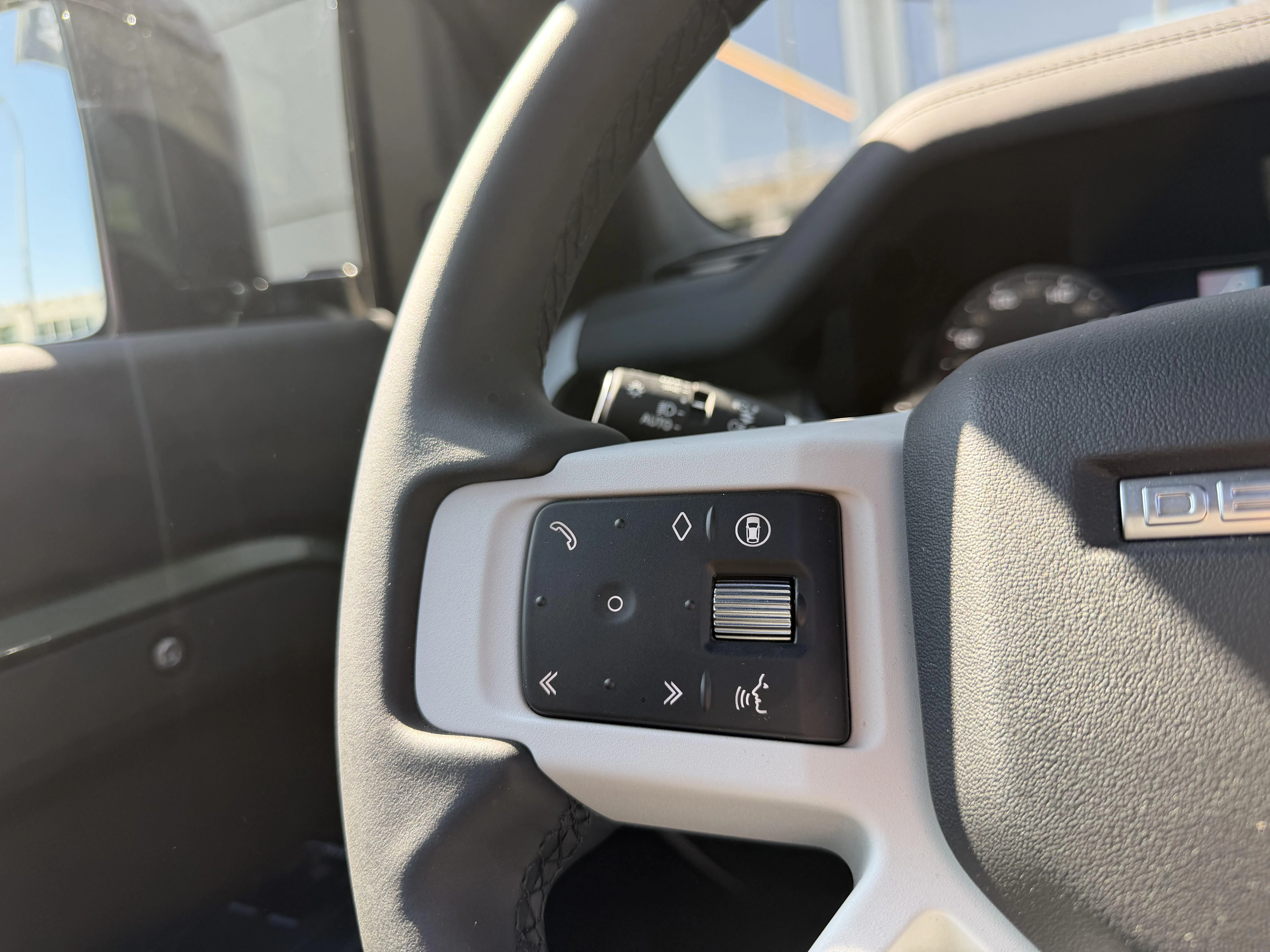 Land Rover Defender 110 D200 S AWD Auto. 26MY