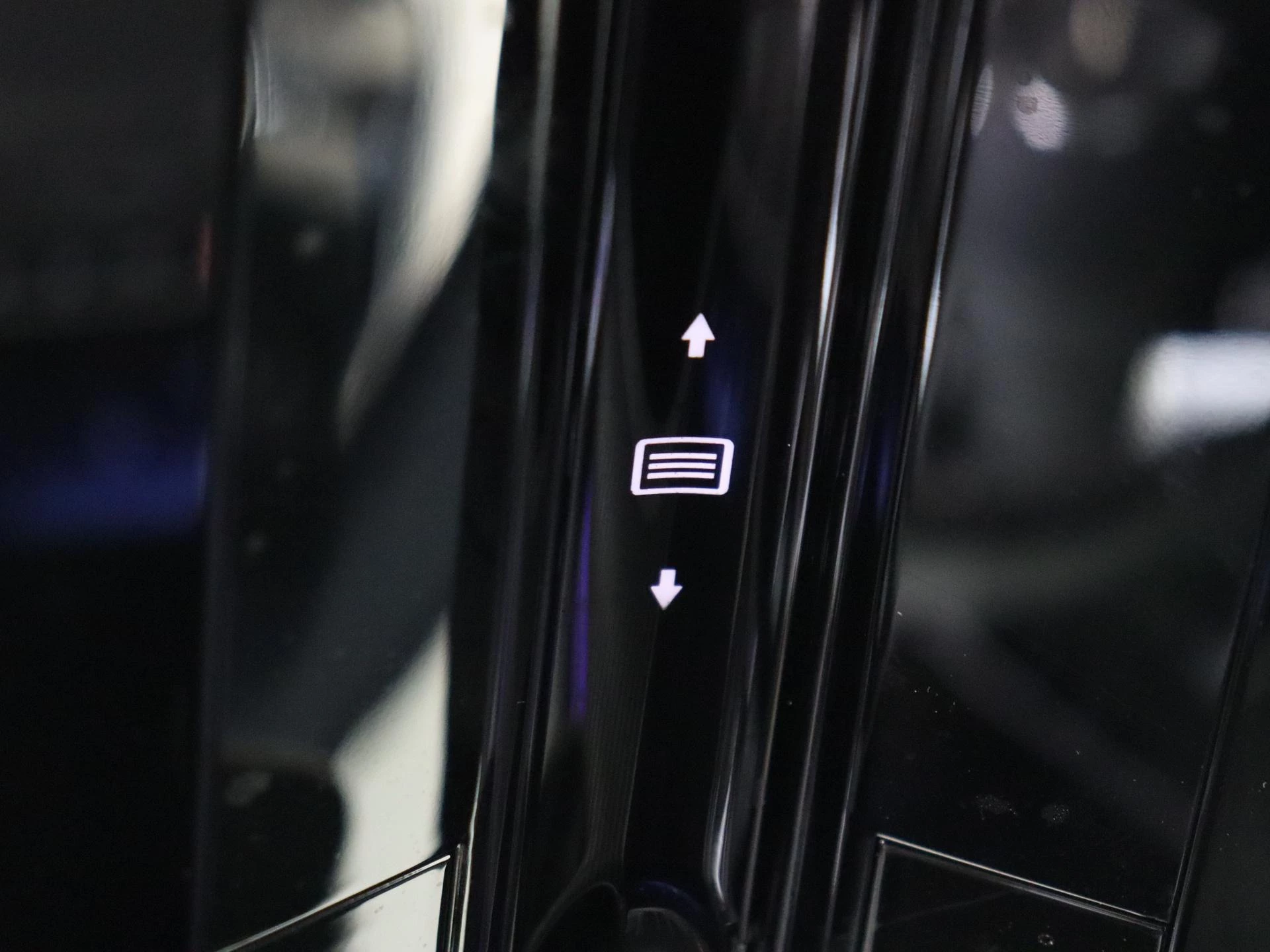 Mercedes-Benz-GLC-image-26