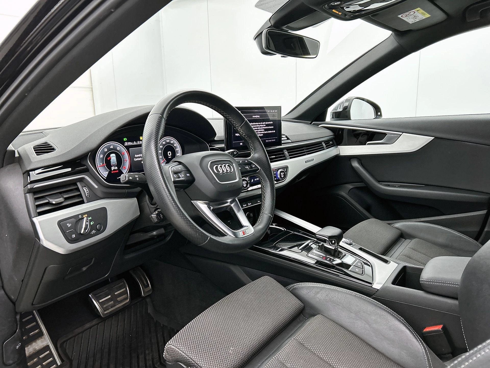Audi A4 Avant 40 TFSI quattro S edition Competition