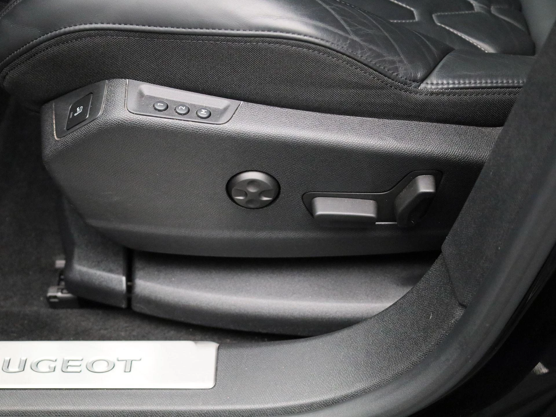 Peugeot-3008-image-31