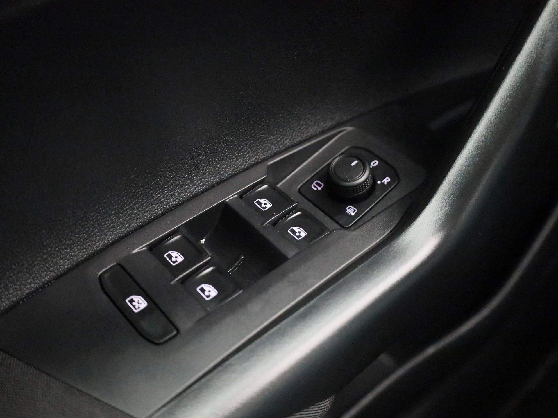 Volkswagen-Taigo-image-27