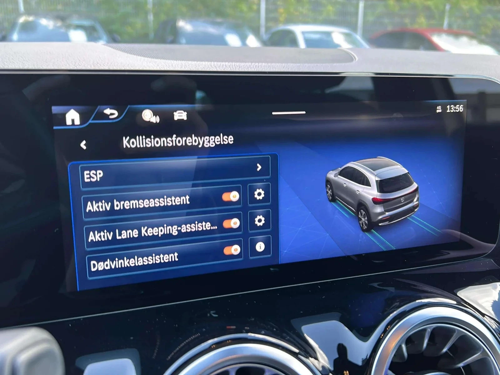 Mercedes-Benz-EQA-image-13