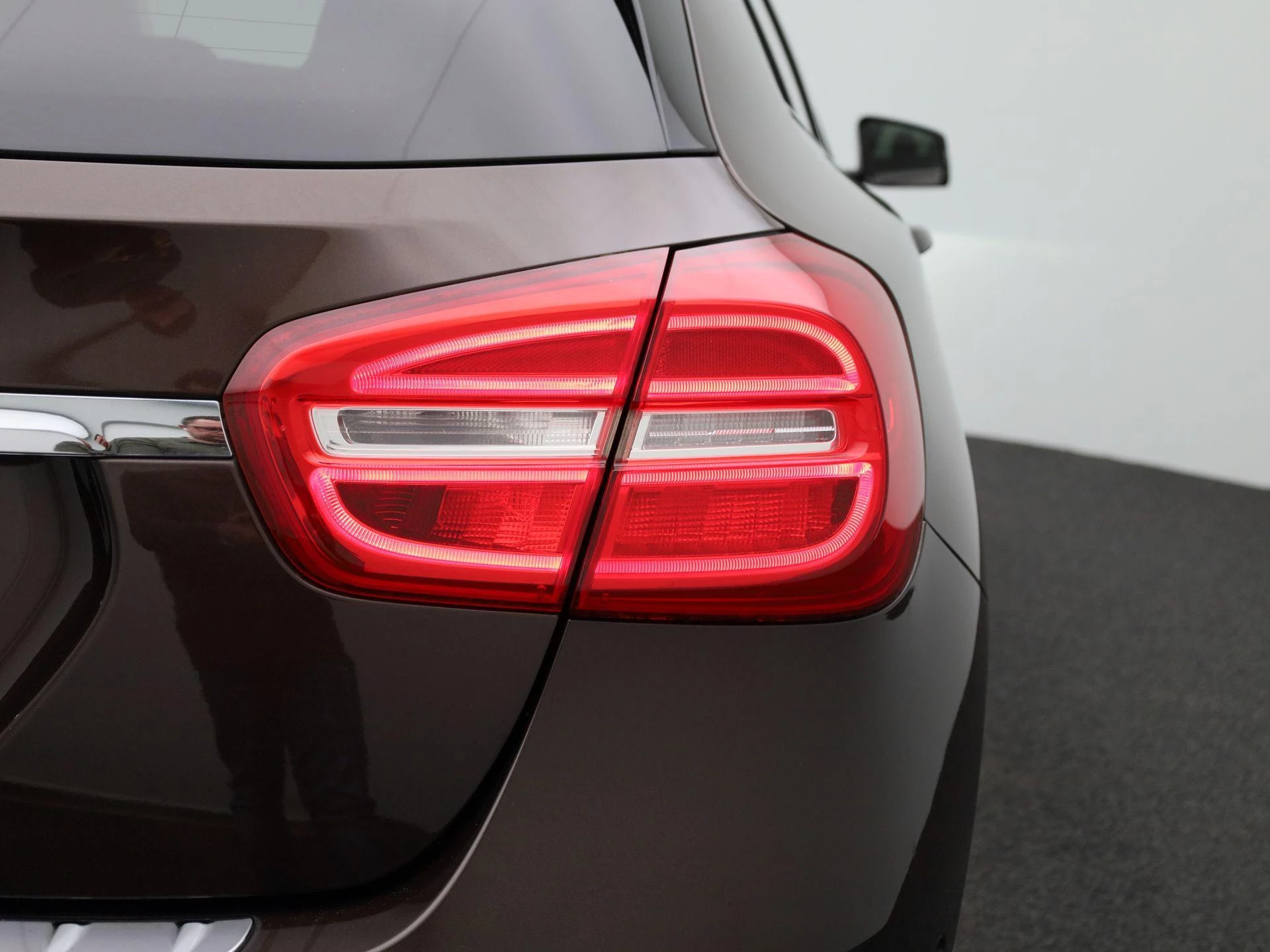 Mercedes-Benz-GLA-image-32