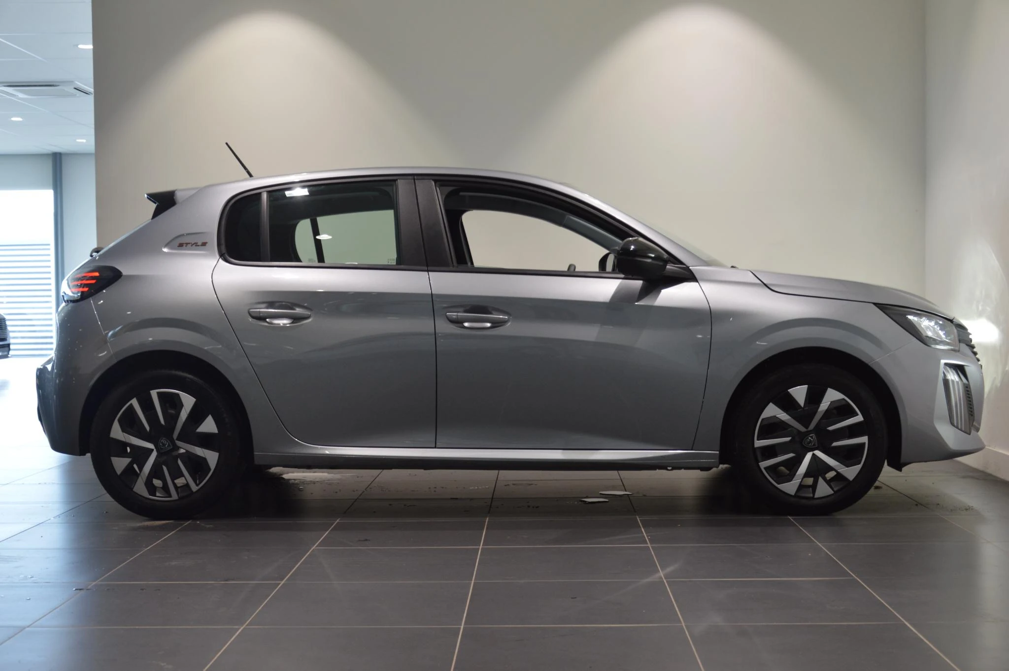 Peugeot 208 1.2 Style 100