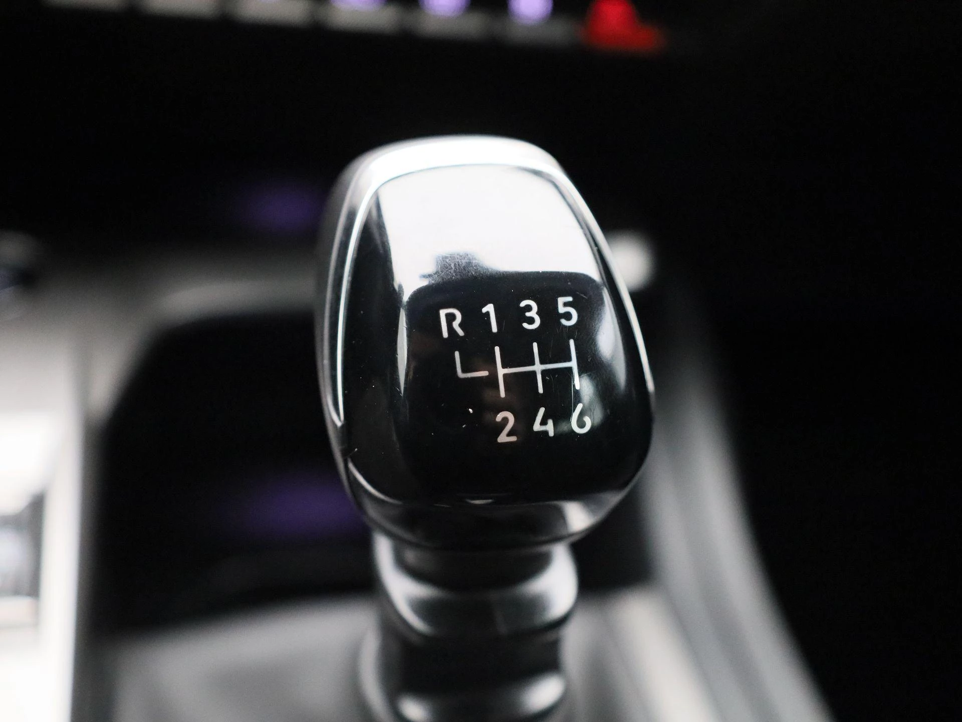 Peugeot-308-image-20