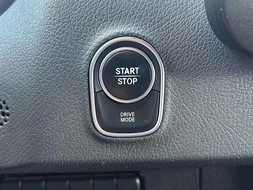 Mercedes-Benz-eSprinter-image-18