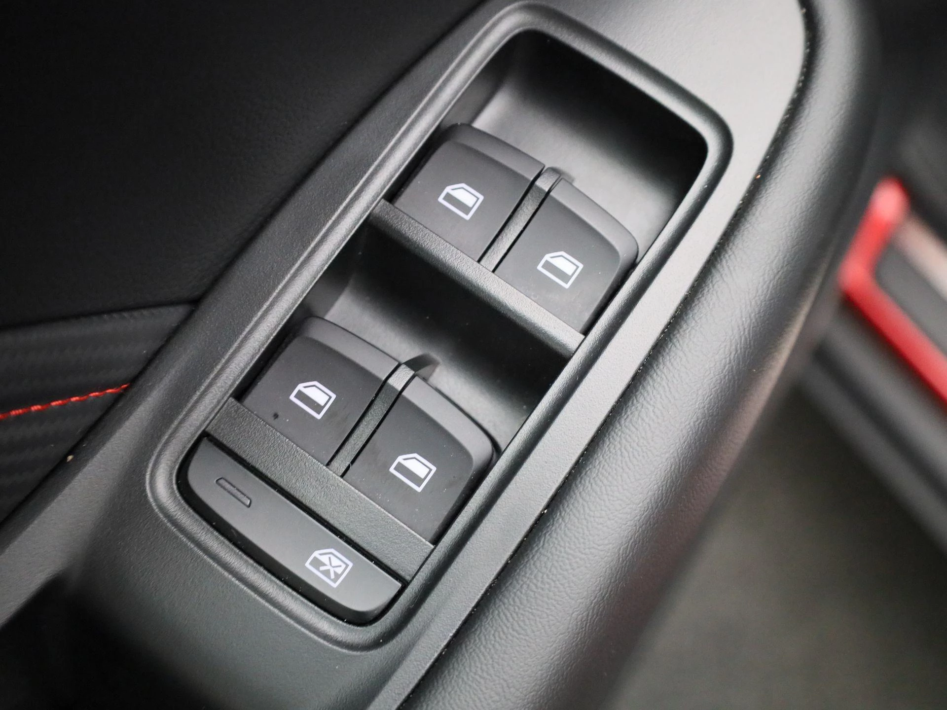 MG-ZS EV-image-28