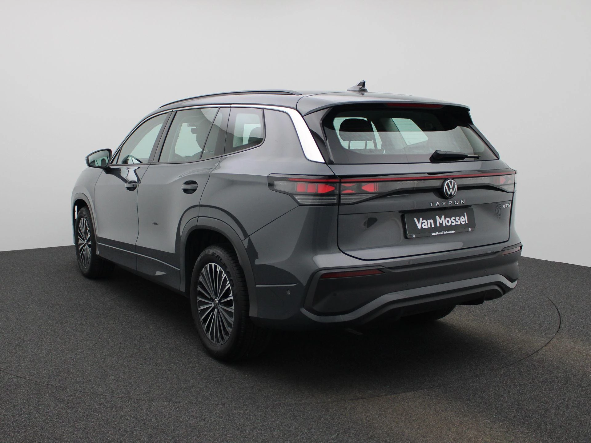 Volkswagen-Tayron-image-1