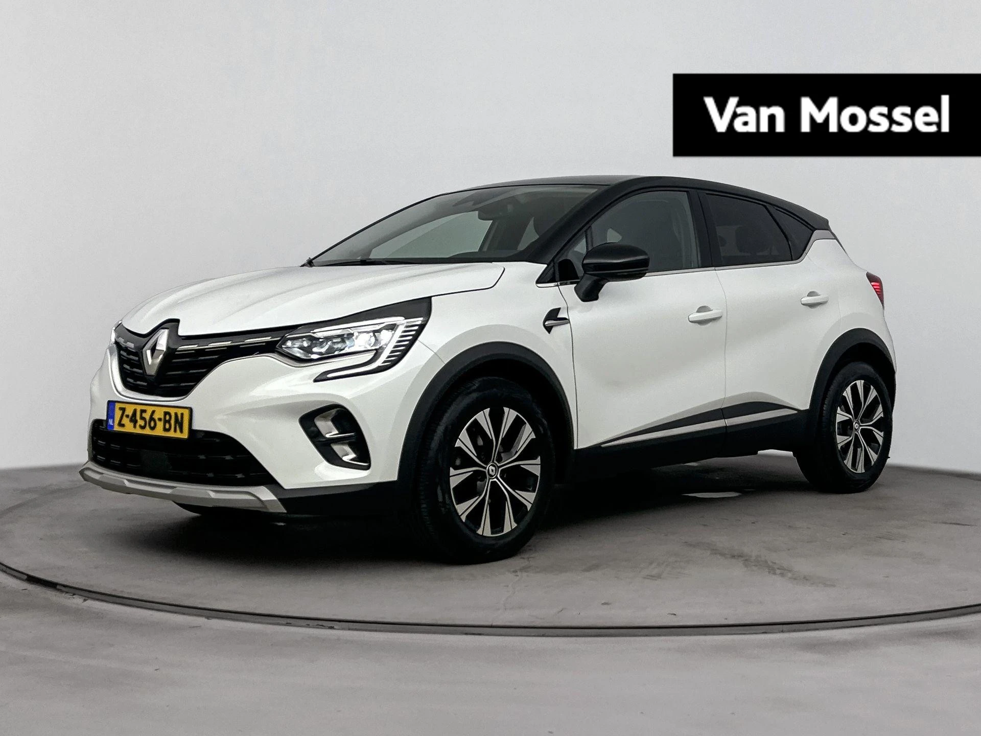 Renault-Captur-image-0