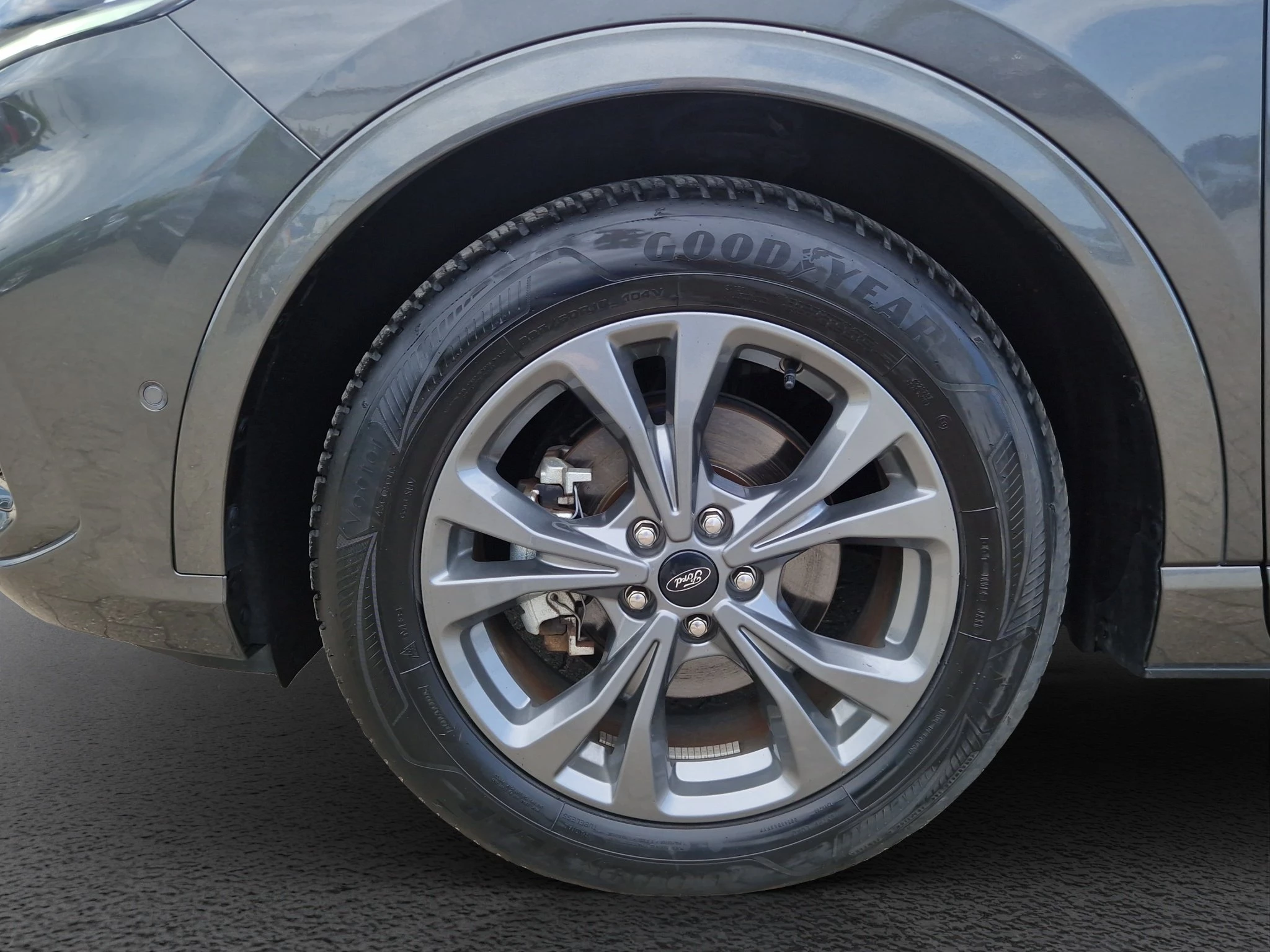 Ford Kuga 2.5 Duratec Hybrid FHEV St-Line FWD (EURO 6d)
