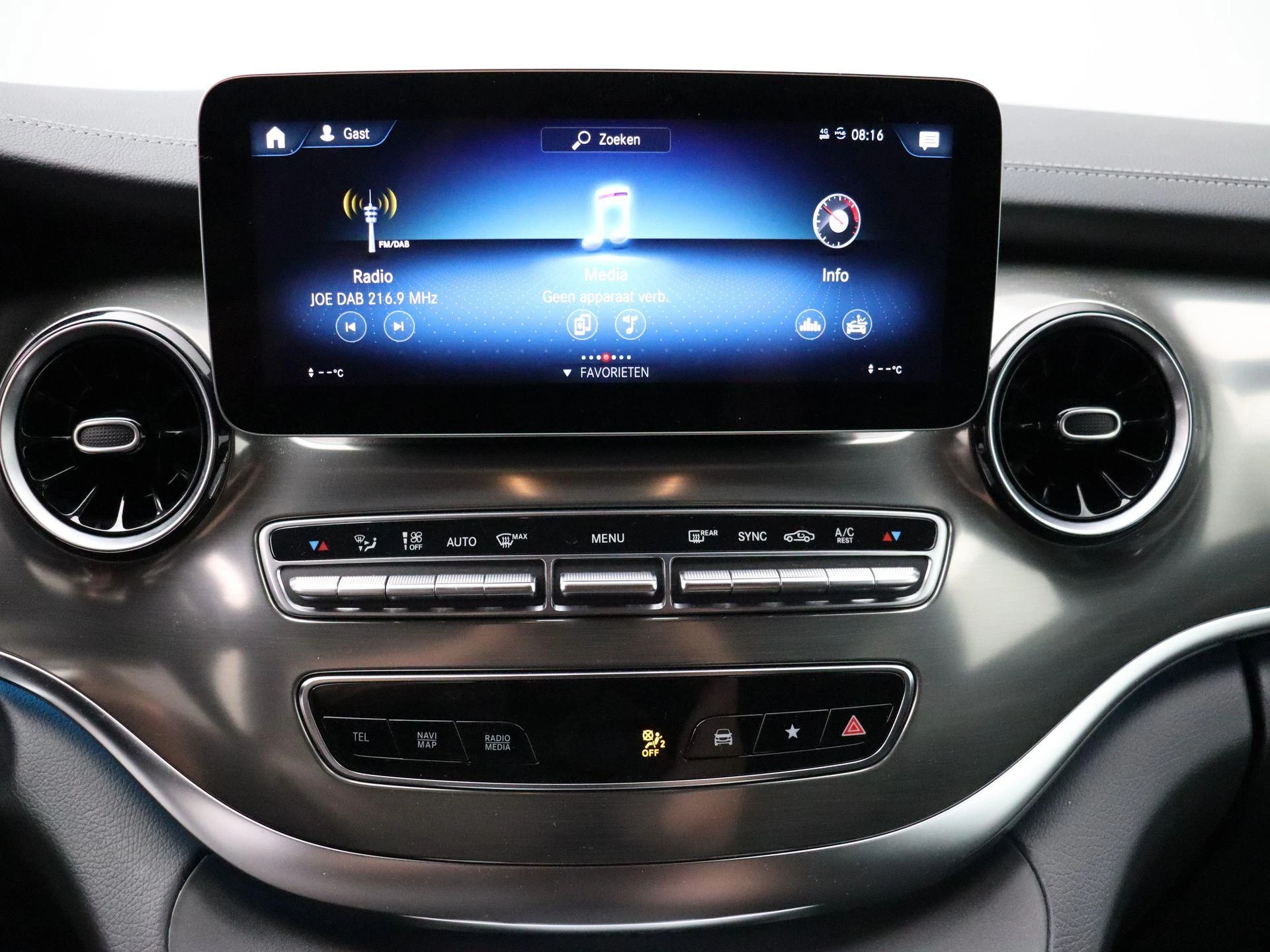 Mercedes-Benz-Classe V-image-18