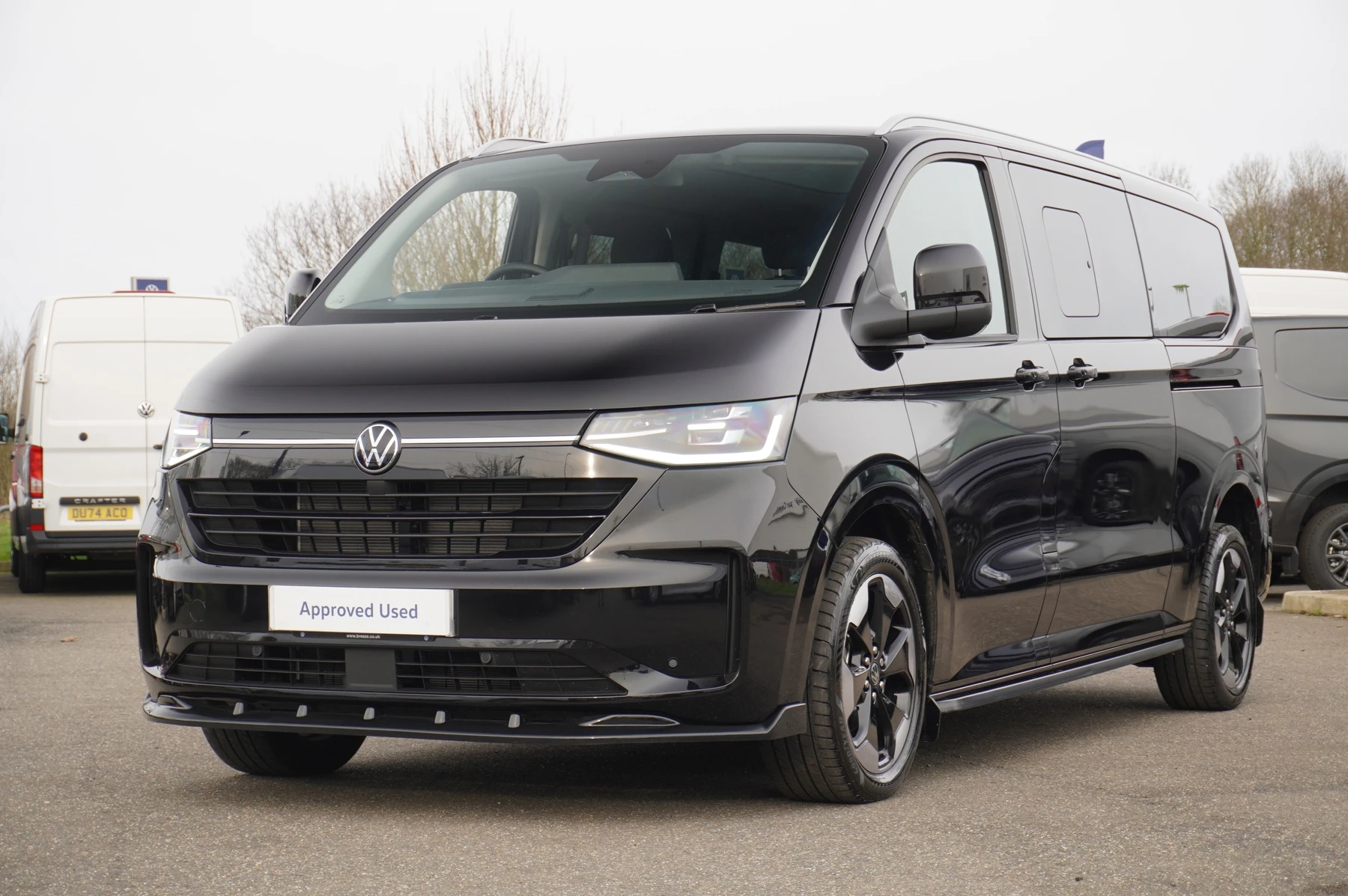 Volkswagen-Transporter-image-19