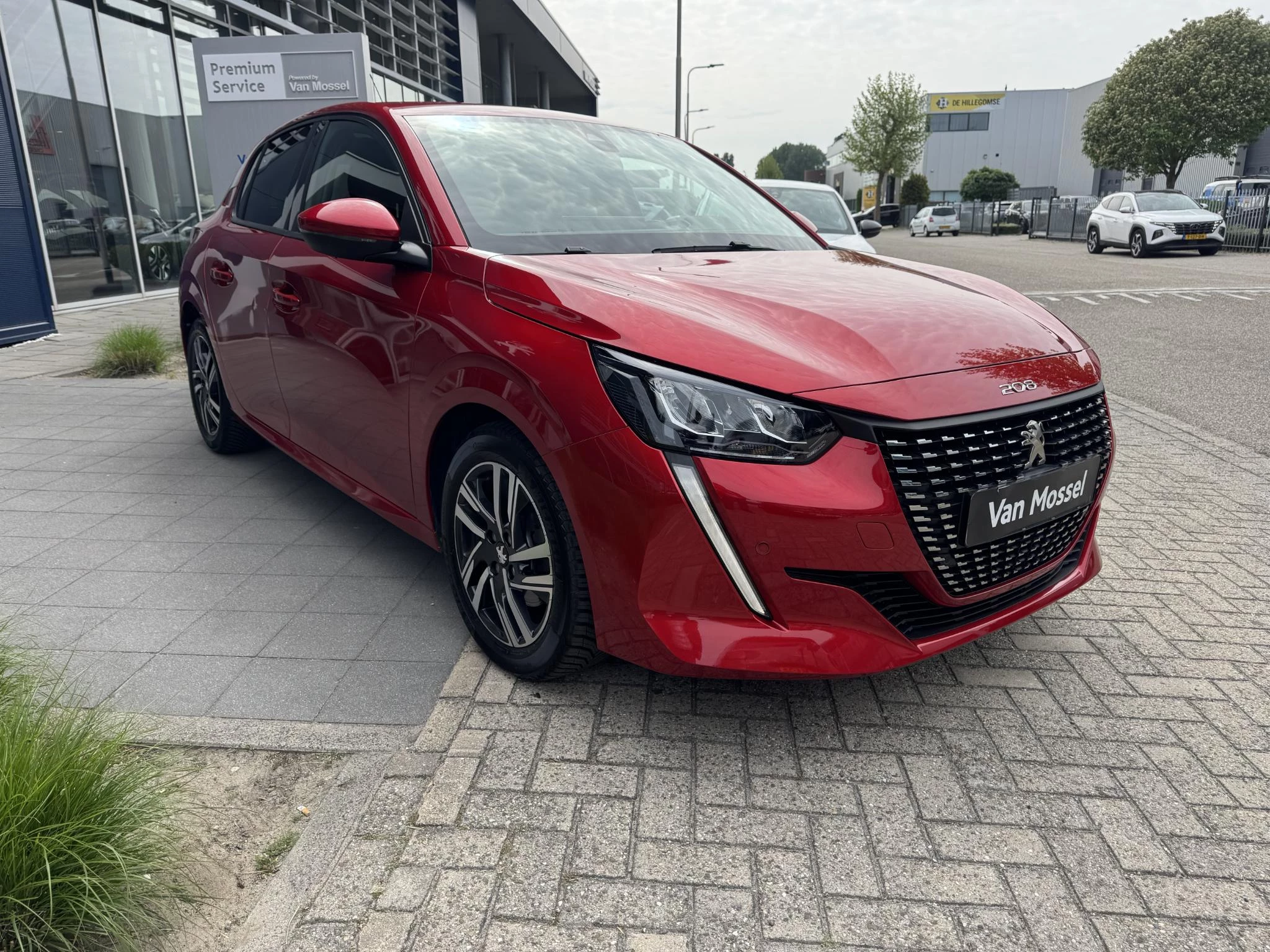 Peugeot 208