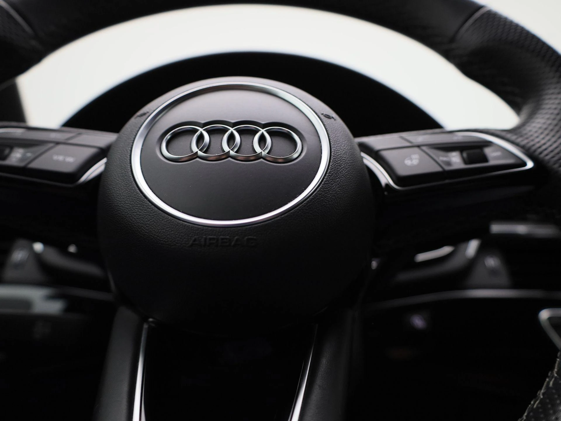 Audi-A4-image-30