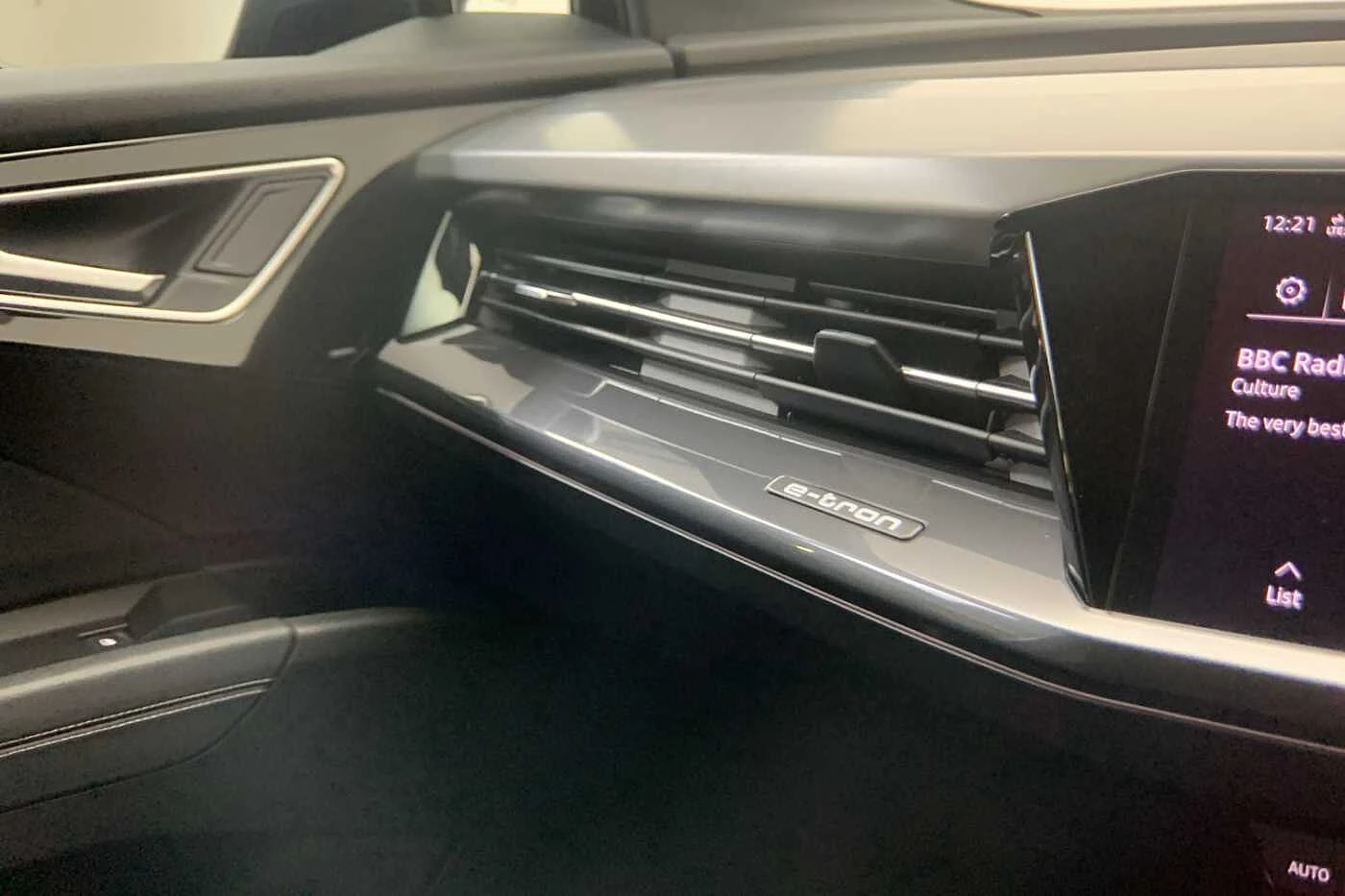 Audi-Q4 Sportback e-tron-image-19